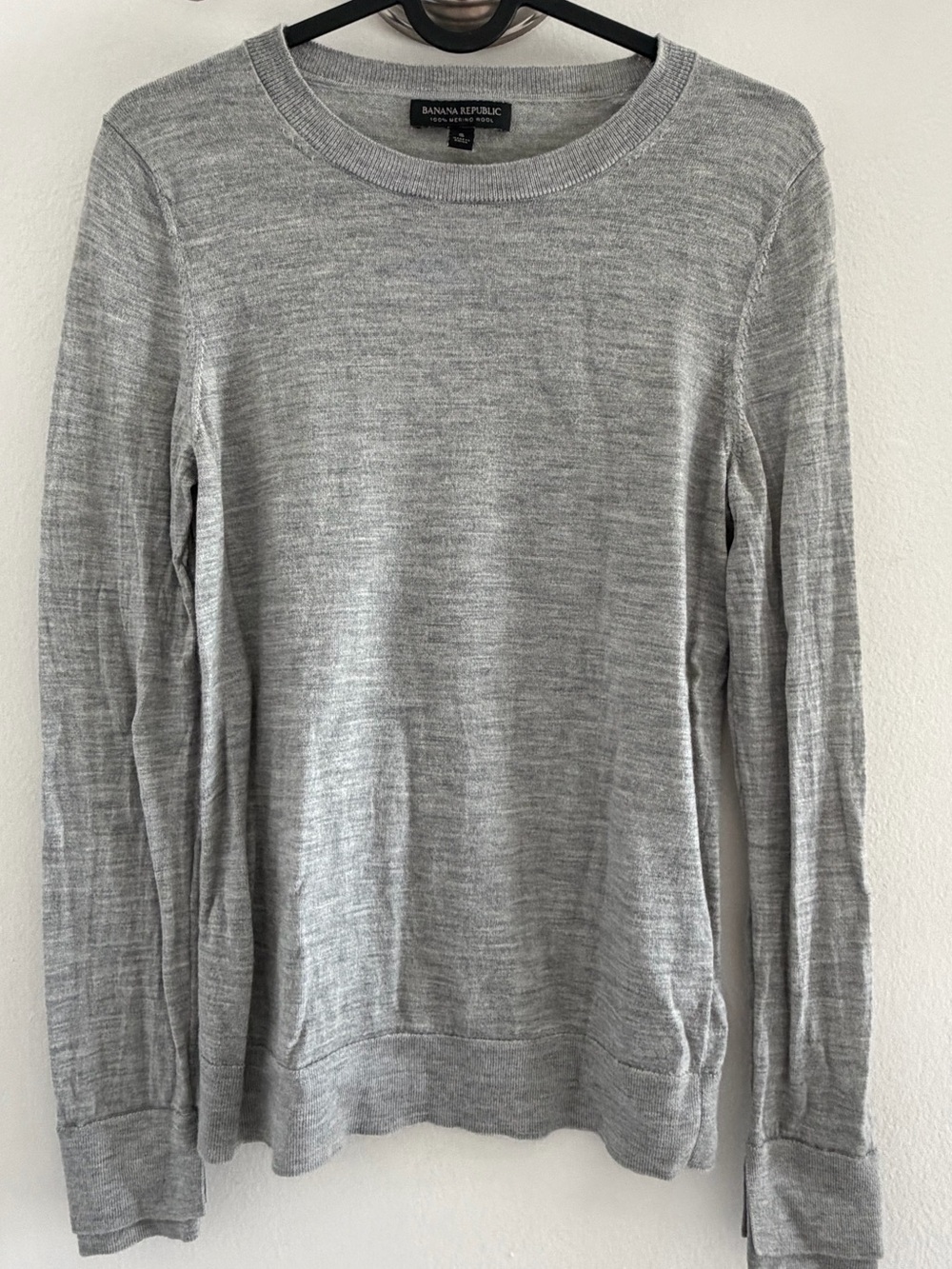 Banana Republic Light Gray Crewneck Sweater